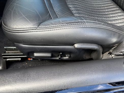 Used 2004 Chevrolet Corvette Convertible w/ Preferred Equipment Group image 11