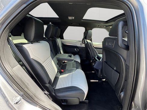 Used 2021 Land Rover Discovery S R-Dynamic AWD/4WD image 42