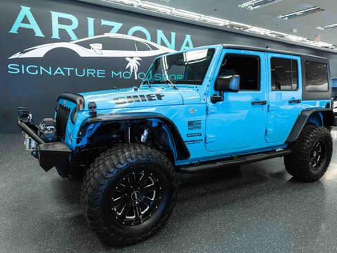 Used 2017 Jeep Wrangler Unlimited Sport w/ Quick Order Package 24S AWD/4WD image 1