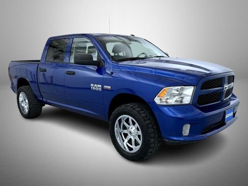 Used 2017 RAM 1500 Express image 3