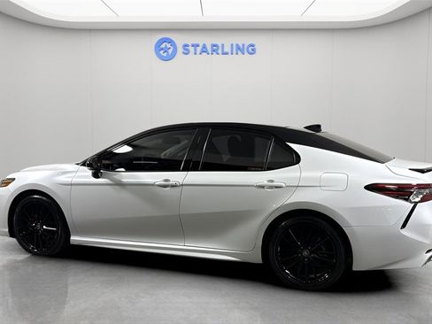 Used 2023 Toyota Camry XSE w/ Navigation Package image 4