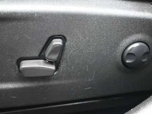 Used 2022 Chrysler 300 S RWD image 13