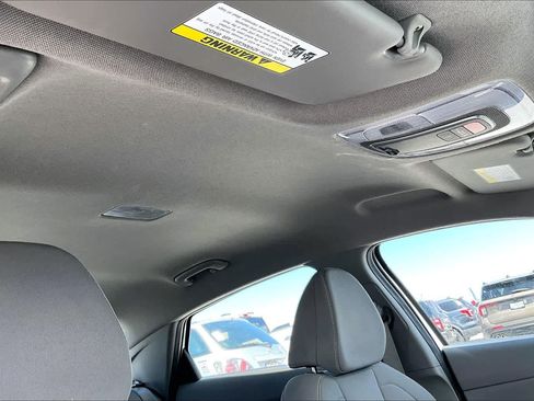 Used 2024 Hyundai Elantra SEL FWD image 30