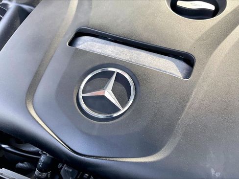 Used 2018 Mercedes-Benz GLC 300 image 33