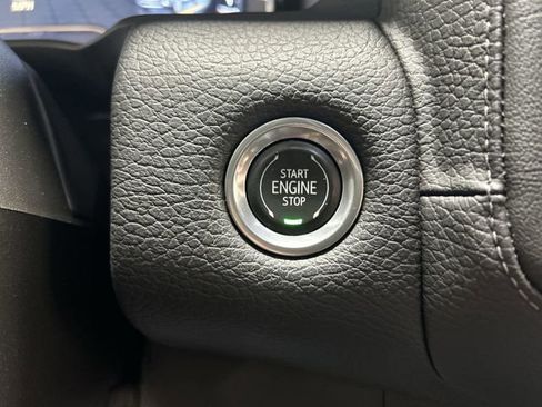 Certified 2022 GMC Yukon XL Denali AWD/4WD image 18