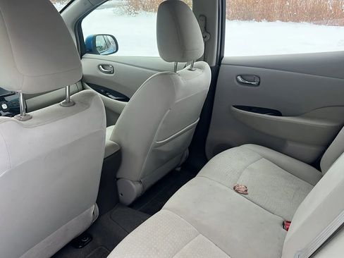 Used 2011 Nissan Leaf SL image 5