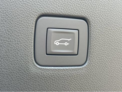 New 2026 Buick Envista Sport Touring w/ Convenience I Package FWD image 32