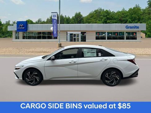 New 2025 Hyundai Elantra Sport image 7