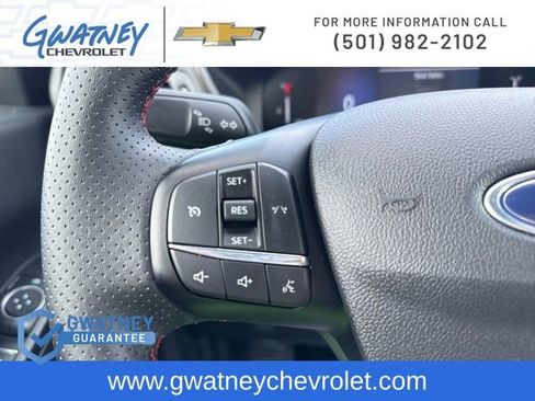 Used 2025 Ford Escape ST-Line image 17