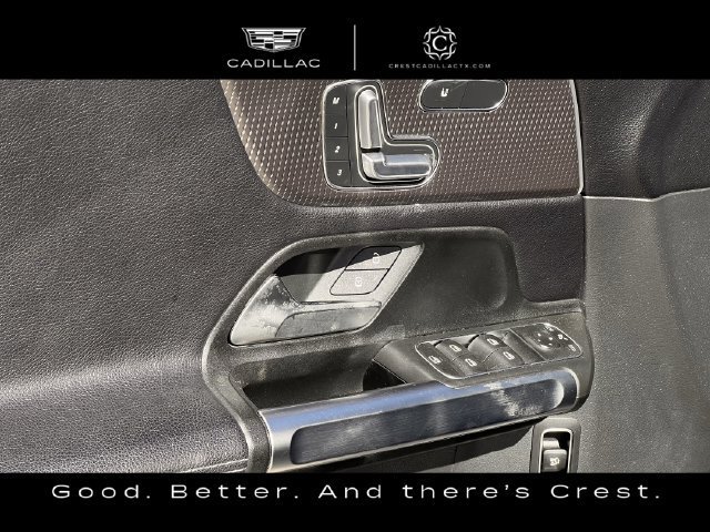 Used 2022 Mercedes-Benz GLB 250 image 19