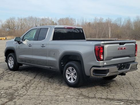New 2026 GMC Sierra 1500 SLE image 5