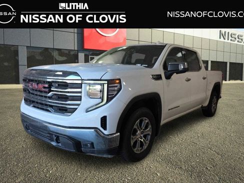 Used 2024 GMC Sierra 1500 SLT image 1