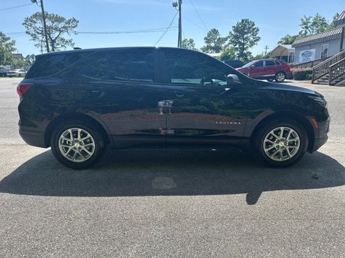 Used 2023 Chevrolet Equinox LS image 6