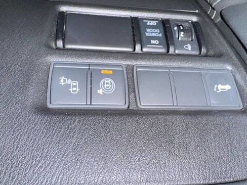 Used 2017 Nissan Armada SL w/ Technology Package image 48