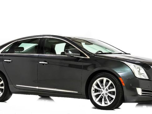 Used 2017 Cadillac XTS Luxury w/ Driver Awareness Package FWD image 1