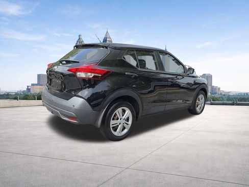 Used 2020 Nissan Kicks S FWD image 21