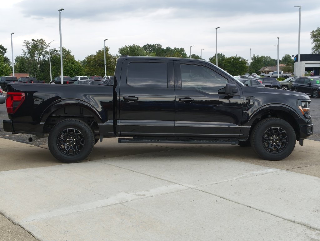 Used 2024 Ford F150 XLT w/ XLT Black Appearance Package AWD/4WD image 30