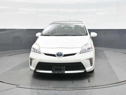 Used 2012 Toyota Prius Three w/ Solar Roof Pkg image 2