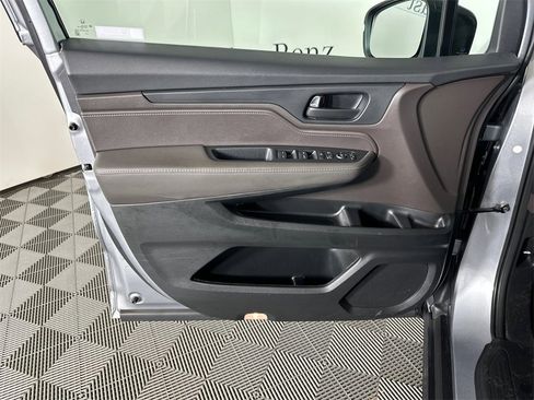 Used 2021 Honda Odyssey LX image 10