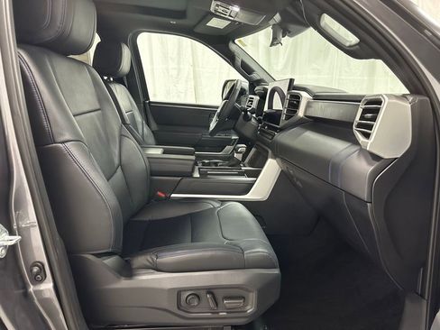 Used 2025 Toyota Tundra Platinum AWD/4WD image 63