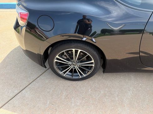 Used 2013 Scion FR-S RWD image 11