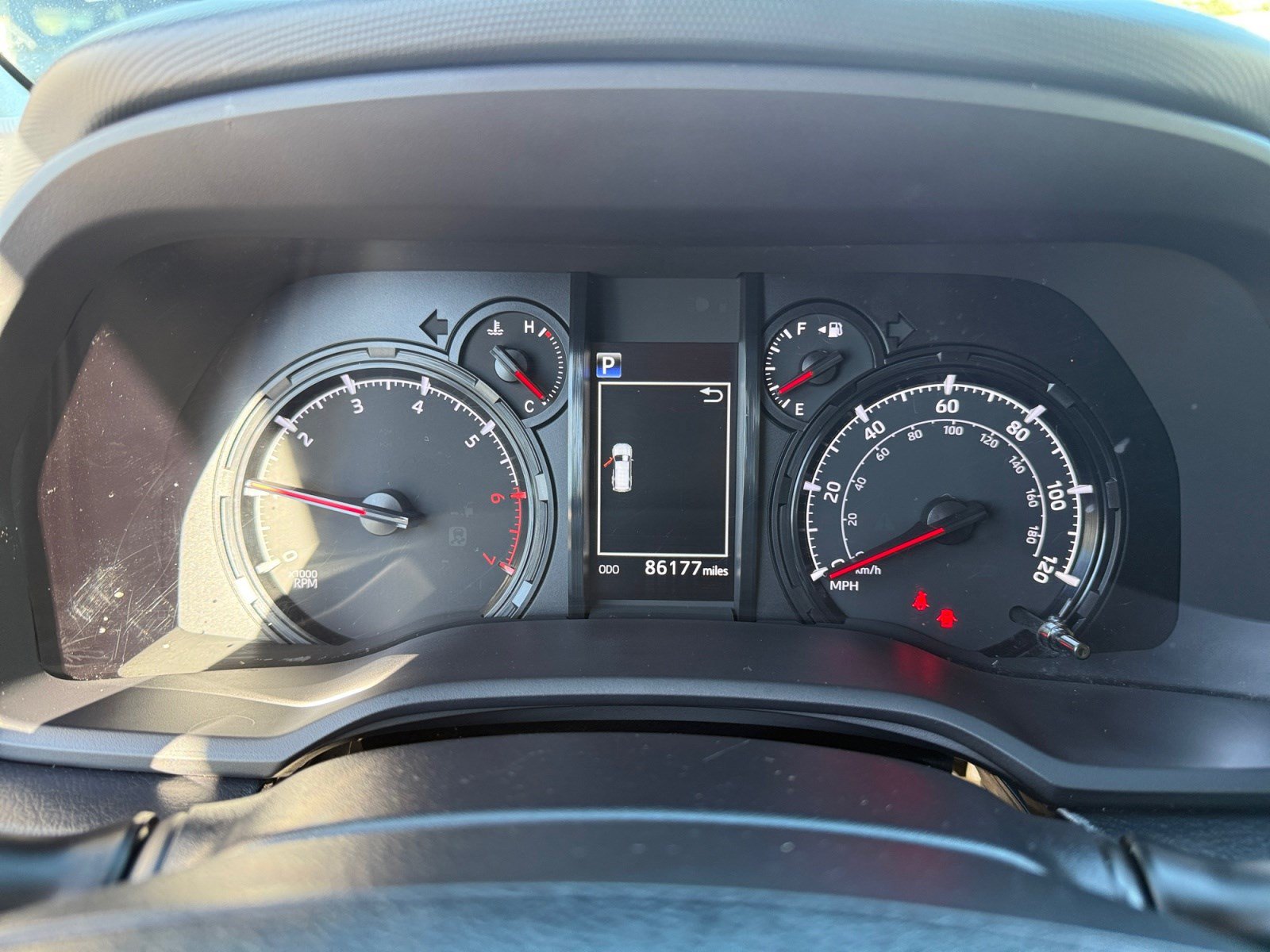Used 2021 Toyota 4Runner SR5 AWD/4WD image 10