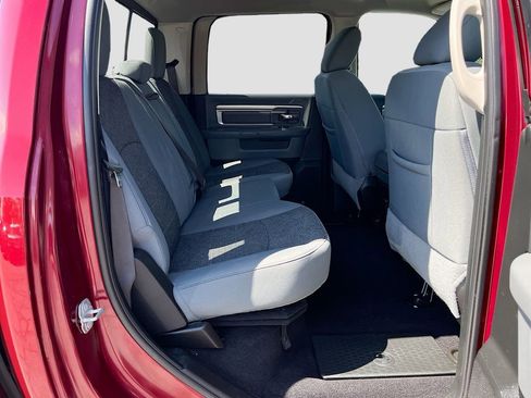 Used 2019 RAM 1500 Big Horn image 24