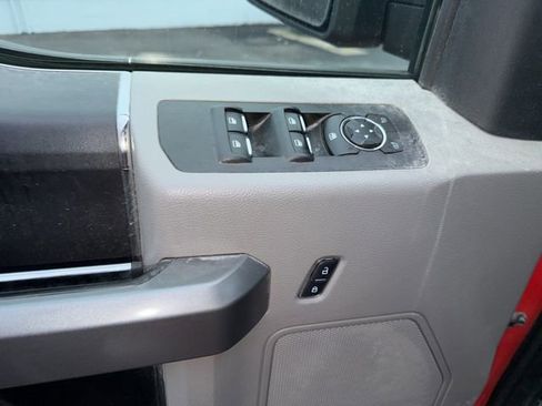 Used 2018 Ford F150 XLT w/ Max Trailer Tow Package image 35