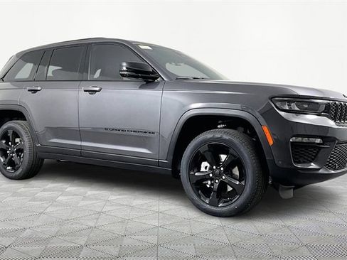 New 2025 Jeep Grand Cherokee Limited w/ Luxury Tech Group II image 3