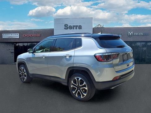 Used 2023 Jeep Compass Limited AWD/4WD image 5
