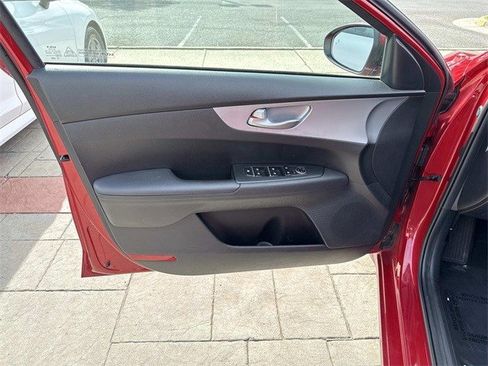 Certified 2023 Kia Forte LXS w/ LXS Technology Package image 13