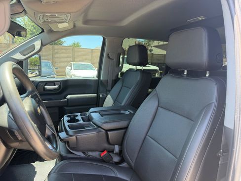 Used 2021 Chevrolet Silverado 2500 W/T w/ WT Convenience Package AWD/4WD image 18