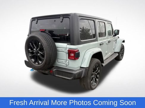 Used 2023 Jeep Wrangler Unlimited Sahara w/ Cold Weather Group AWD/4WD image 5