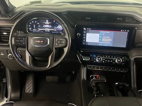 Used 2024 GMC Sierra 1500 AT4X image 15