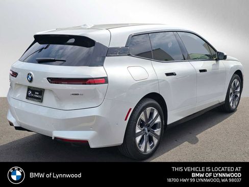 New 2026 BMW iX xDrive45 image 3