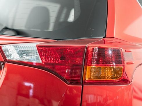 Used 2015 Toyota RAV4 Limited image 7