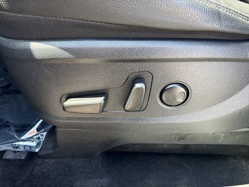 Used 2022 Hyundai Palisade SEL w/ 8P Bench Seat Package image 22