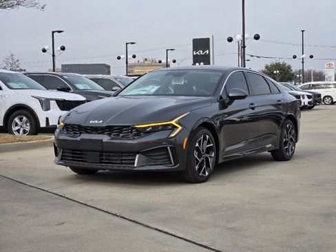 New 2026 Kia K5 EX image 2