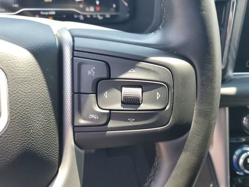 Used 2023 GMC Yukon Denali AWD/4WD image 12