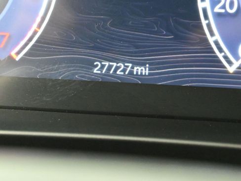 Used 2024 Jeep Grand Cherokee Limited image 35