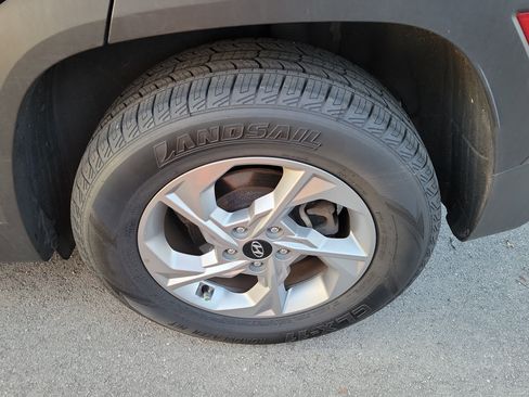 Used 2023 Hyundai Tucson SE image 5