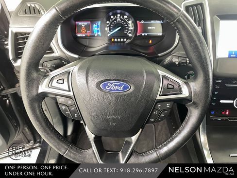 Used 2019 Ford Edge Titanium w/ Equipment Group 301A image 22