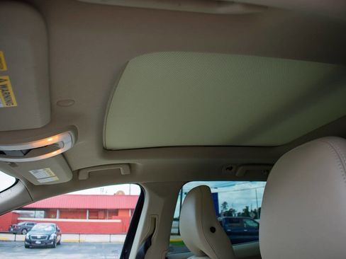 Used 2015 Volvo XC60 3.2 Platinum AWD/4WD image 16