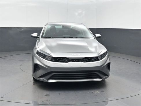 Used 2022 Kia Forte LXS image 31