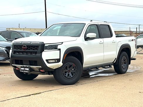 New 2026 Nissan Frontier PRO-4X w/ Tow Package image 2