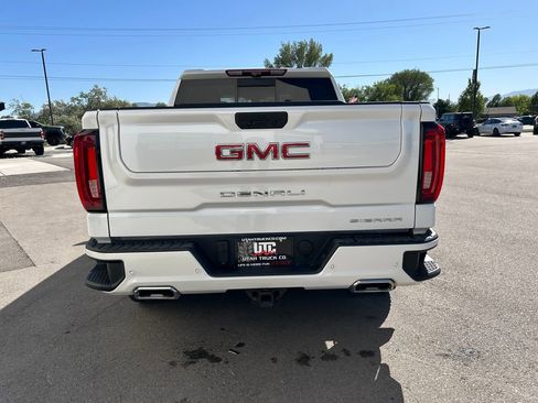 Used 2021 GMC Sierra 1500 Denali w/ Denali Ultimate Package AWD/4WD image 6