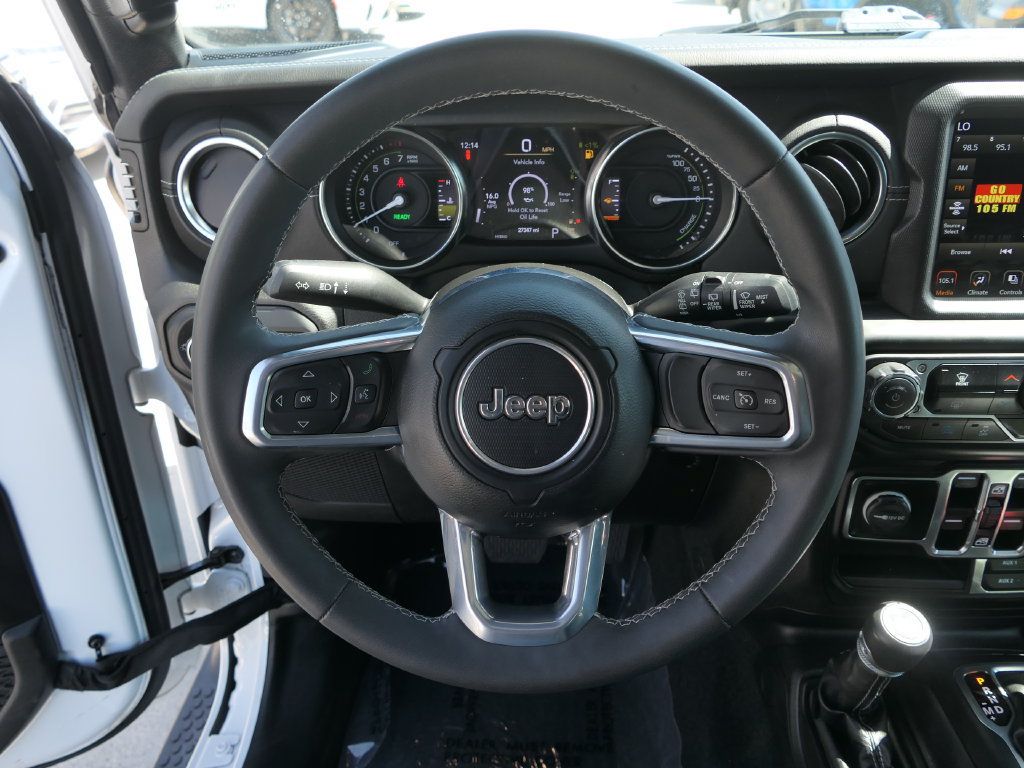 Certified 2023 Jeep Wrangler Unlimited Sahara AWD/4WD image 18