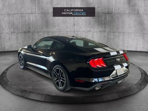 Used 2020 Ford Mustang Premium image 7