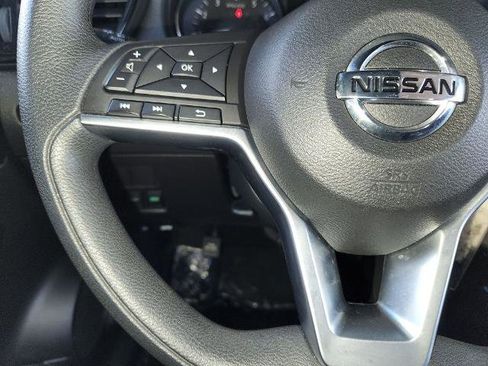 Certified 2022 Nissan Rogue Sport S image 23