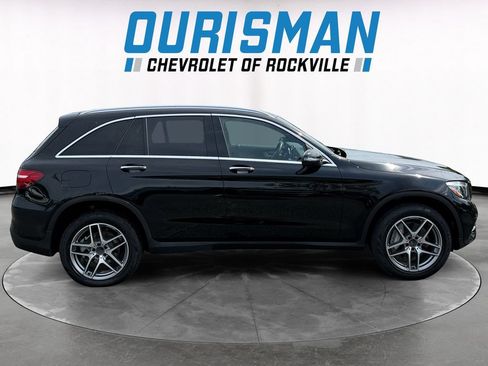 Used 2017 Mercedes-Benz GLC 300 4MATIC image 7